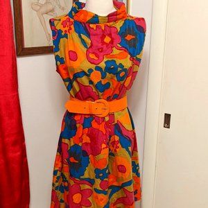Groovy Retro Vintage Shift Dress
